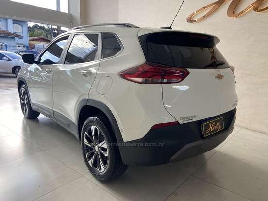 CHEVROLET-TRACKER-2022