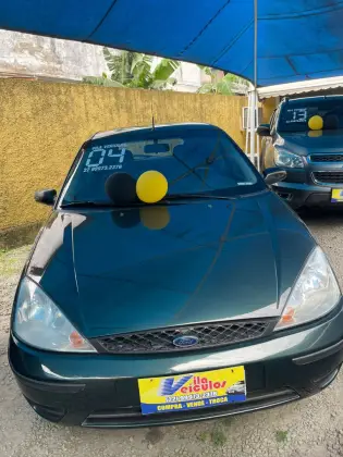 FORD FOCUS 1.6 GL 8V GASOLINA 4P MANUAL FORD FOCUS 1.6 GL 8V GASOLINA 4P MANUAL
