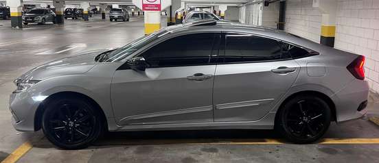 HONDA-CIVIC-2021