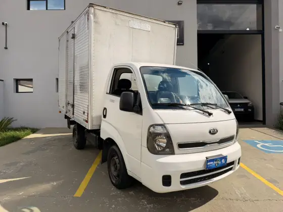 KIA BONGO 2.5 K-2500 4X2 CS TURBO DIESEL 2P MANUAL