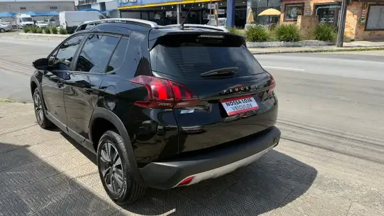 PEUGEOT-2008-2022