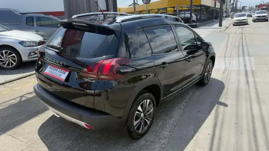 PEUGEOT-2008-2022