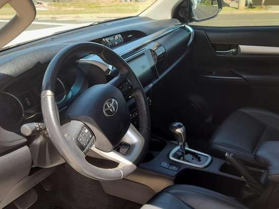 TOYOTA-HILUX-2.8 SRV 4X4 CD 16V DIESEL 4P AUTOMÁTICO TOYOTA-HILUX-2019