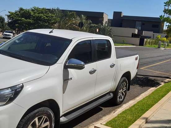 TOYOTA-HILUX-2.8 SRV 4X4 CD 16V DIESEL 4P AUTOMÁTICO TOYOTA-HILUX-2019