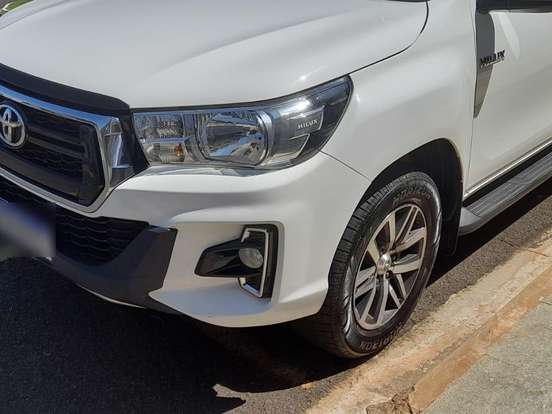 TOYOTA-HILUX-2.8 SRV 4X4 CD 16V DIESEL 4P AUTOMÁTICO TOYOTA-HILUX-2019