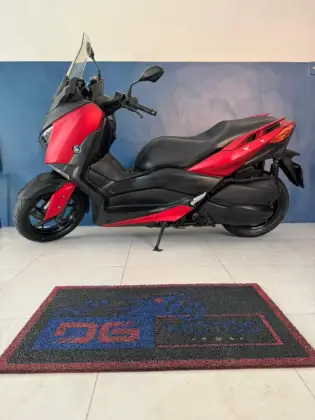 YAMAHA XMAX ABS 