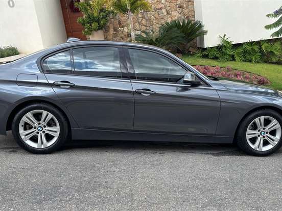 BMW-320i-2.0 SPORT 16V TURBO ACTIVE FLEX 4P AUTOMÁTICO BMW-320i-2017