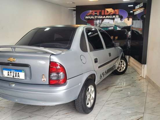 CHEVROLET-CLASSIC-2004