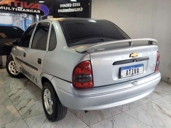 CHEVROLET-CLASSIC-2004