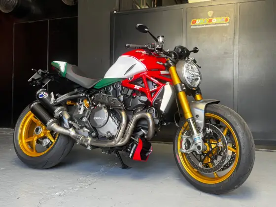 DUCATI MONSTER 1200 S 