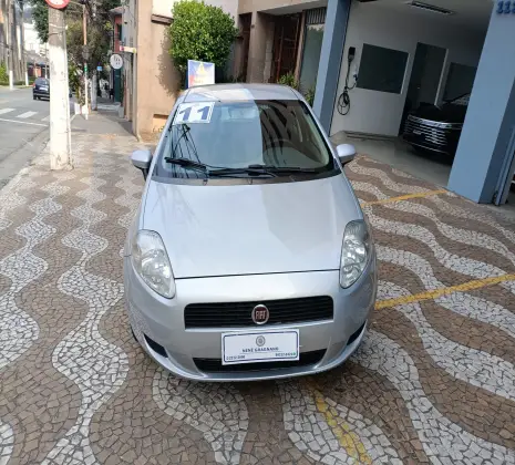 FIAT PUNTO 1.4 ATTRACTIVE 8V FLEX 4P MANUAL
