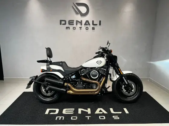 HARLEY-DAVIDSON SOFTAIL FAT BOB 107 