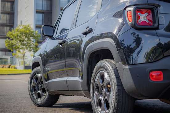 JEEP-RENEGADE-1.8 16V FLEX 4P AUTOMÁTICO JEEP-RENEGADE-2019