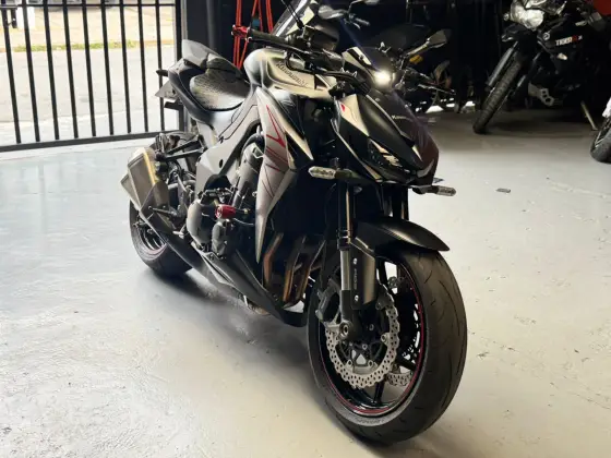 KAWASAKI Z1000 ABS 