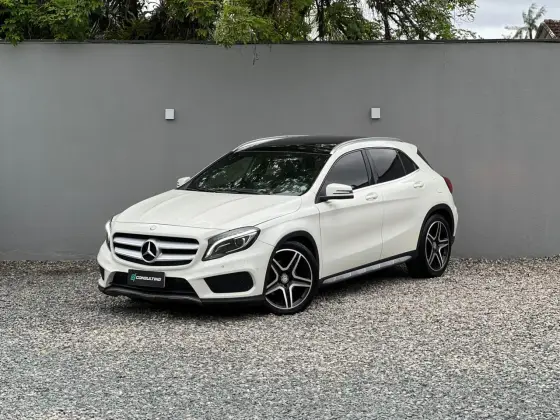 MERCEDES-BENZ GLA 250 2.0 16V TURBO GASOLINA SPORT 4P AUTOMÁTICO MERCEDES-BENZ GLA 250 2.0 16V TURBO GASOLINA SPORT 4P AUTOMÁTICO
