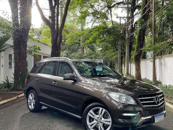 MERCEDES-BENZ-ML 350-3.0 BLUETEC V6 DIESEL 4P AUTOMÁTICO MERCEDES-BENZ-ML 350-2015