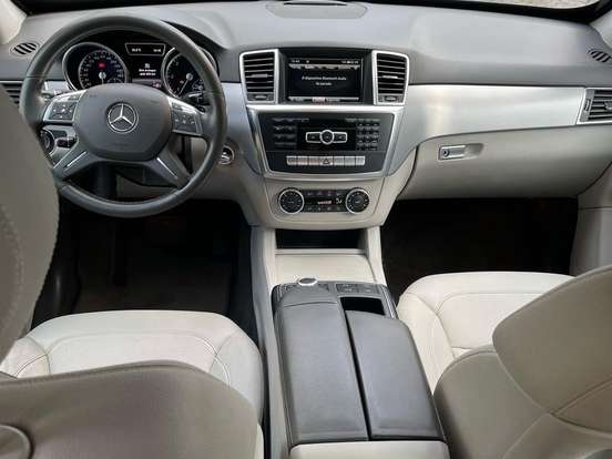 MERCEDES-BENZ-ML 350-3.0 BLUETEC V6 DIESEL 4P AUTOMÁTICO MERCEDES-BENZ-ML 350-2015