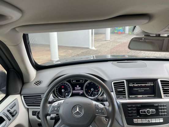 MERCEDES-BENZ-ML 350-3.0 BLUETEC V6 DIESEL 4P AUTOMÁTICO MERCEDES-BENZ-ML 350-2015