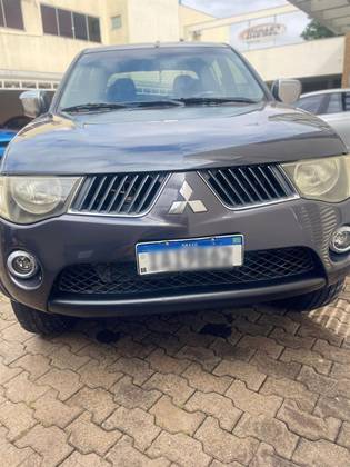 MITSUBISHI L200 TRITON 3.2 HPE 4X4 CD 16V TURBO INTERCOOLER DIESEL 4P AUTOMÁTICO