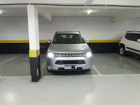 MITSUBISHI-OUTLANDER-2.0 16V GASOLINA 4P AUTOMÁTICO MITSUBISHI-OUTLANDER-2013