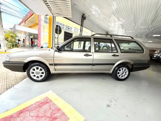 VOLKSWAGEN-QUANTUM-2.0 I GL 8V GASOLINA 4P MANUAL VOLKSWAGEN-QUANTUM-1994