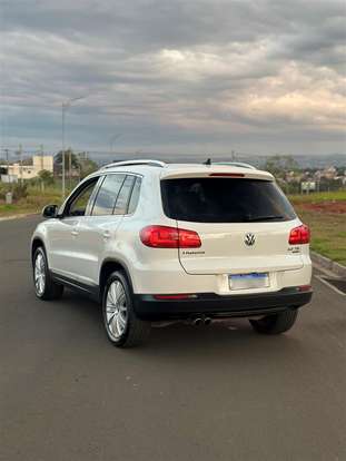 VOLKSWAGEN-TIGUAN-2013