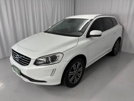 VOLVO XC60 2.0 T5 KINETIC GASOLINA 4P AUTOMÁTICO