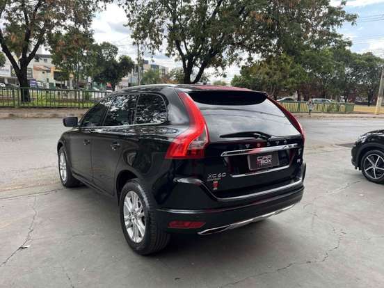 VOLVO-XC60-2.0 T5 R DESIGN TURBO GASOLINA 4P AUTOMÁTICO VOLVO-XC60-2014