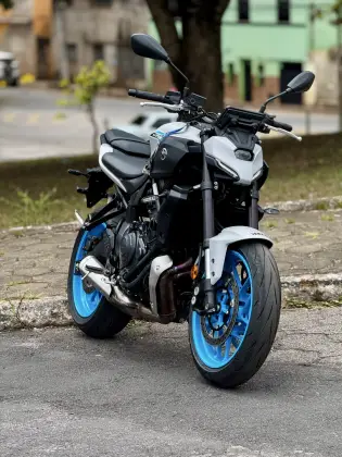 YAMAHA MT-07 CONNECTED ABS 