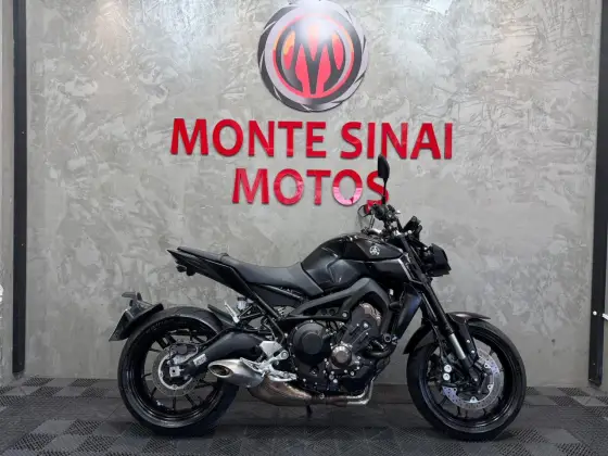 YAMAHA MT-09 