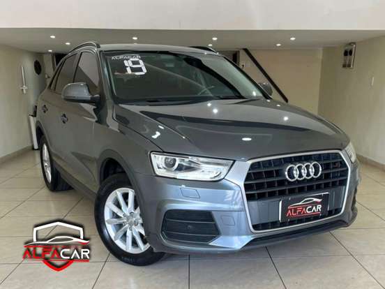 AUDI-Q3-2018