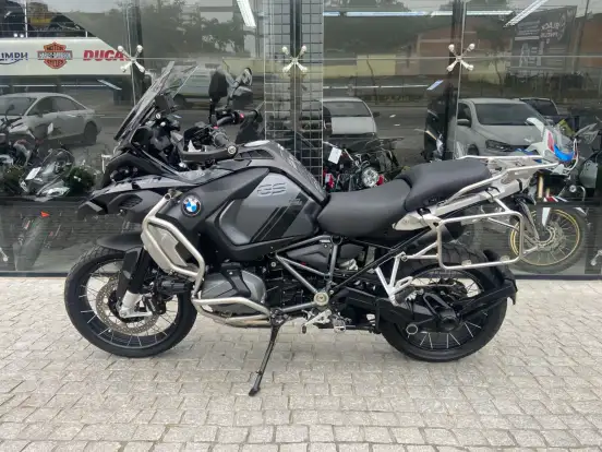 BMW-R 1250 GS ADVENTURE TRIPLE BLACK-2024