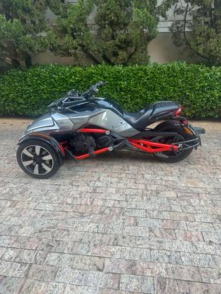 CAN-AM SPYDER F3-S 