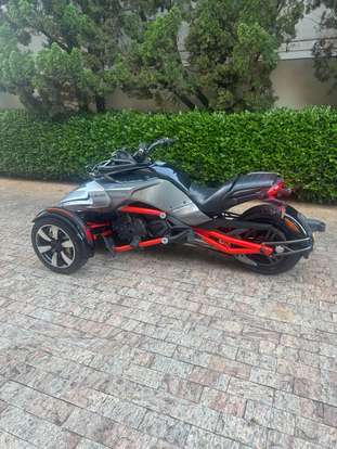 CAN-AM-SPYDER F3-S-2015