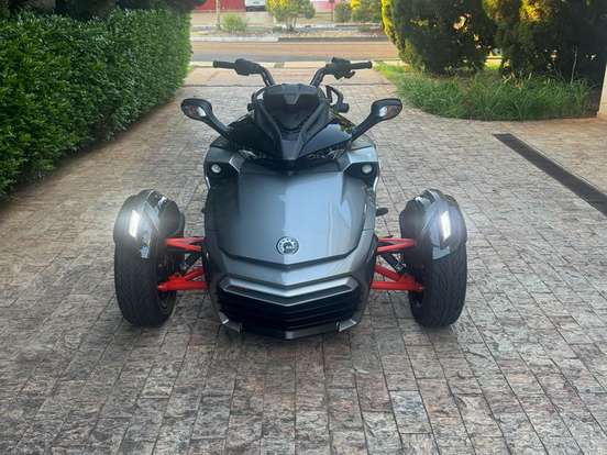 CAN-AM-SPYDER F3-S CAN-AM-SPYDER F3-S-2015