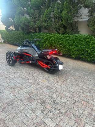 CAN-AM-SPYDER F3-S-2015