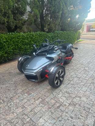 CAN-AM-SPYDER F3-S-2015