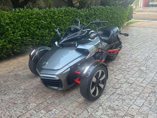 CAN-AM-SPYDER F3-S CAN-AM-SPYDER F3-S-2015