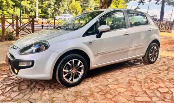 FIAT PUNTO 1.4 ATTRACTIVE 8V FLEX 4P MANUAL