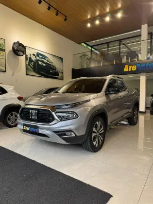 FIAT TORO 2.0 16V TURBO DIESEL VOLCANO 4WD AT9 FIAT TORO 2.0 16V TURBO DIESEL VOLCANO 4WD AT9
