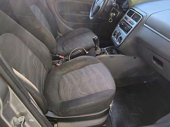 FIAT-PUNTO-1.4 ATTRACTIVE 8V FLEX 4P MANUAL FIAT-PUNTO-2011