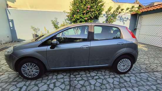 FIAT-PUNTO-2011