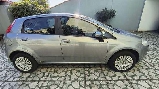 FIAT-PUNTO-2011
