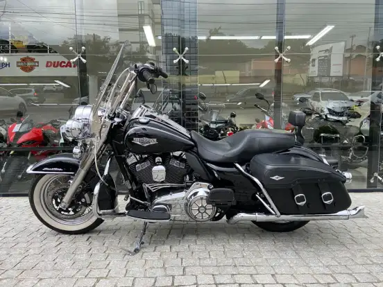 HARLEY-DAVIDSON-ROAD KING CLASSIC-2014