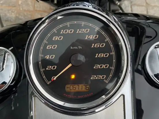 HARLEY-DAVIDSON-ROAD KING CLASSIC HARLEY-DAVIDSON-ROAD KING CLASSIC-2014