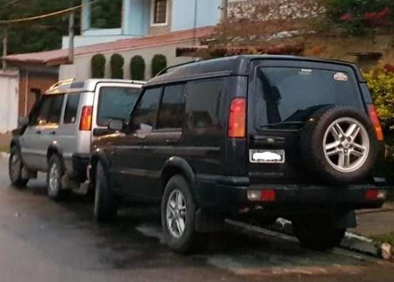 LAND ROVER-DISCOVERY 2-2004