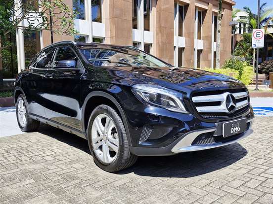 MERCEDES-BENZ-GLA 200-1.6 CGI ADVANCE 16V TURBO FLEX 4P AUTOMÁTICO MERCEDES-BENZ-GLA 200-2017