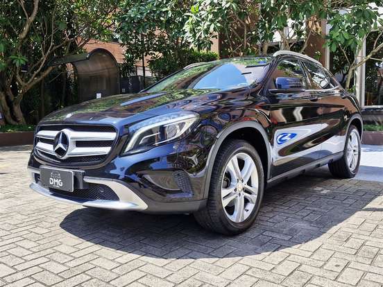 MERCEDES-BENZ-GLA 200-1.6 CGI ADVANCE 16V TURBO FLEX 4P AUTOMÁTICO MERCEDES-BENZ-GLA 200-2017
