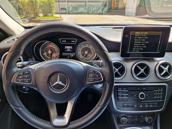 MERCEDES-BENZ-GLA 200-1.6 CGI ADVANCE 16V TURBO FLEX 4P AUTOMÁTICO MERCEDES-BENZ-GLA 200-2017