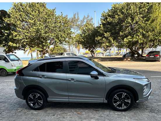 MITSUBISHI-ECLIPSE CROSS-1.5 MIVEC TURBO GASOLINA HPE-S SPORT CVT MITSUBISHI-ECLIPSE CROSS-2023